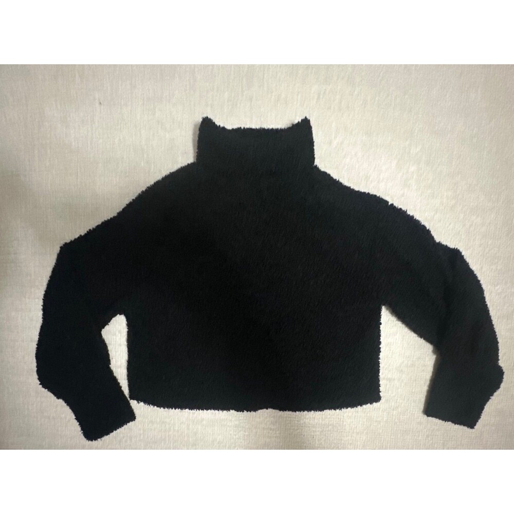 Mod on Trend Black Cropped turtle neck Sweater - Large